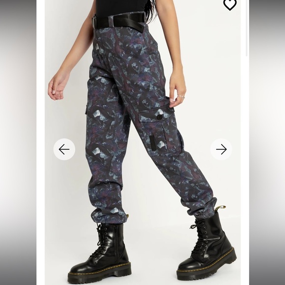 CROW SWARM CARGO PANTS LIMITED BLACKMILK NWOT SIZE 8 COMES WITH BELT - Picture 3 of 9